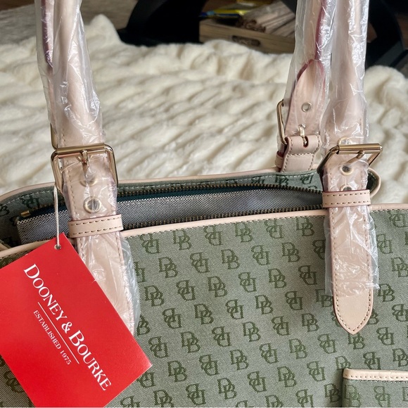 New Dooney & Bourke Signature Monogram Logo Buckle Satchel- Green - Picture 4 of 12